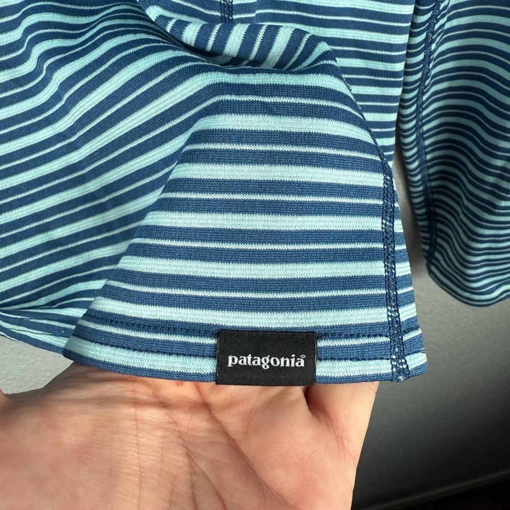 Patagonia Men’s Striped Blue Lightweight Layer Collared 3/4 Zip Activewear Small - Picture 3 of 11